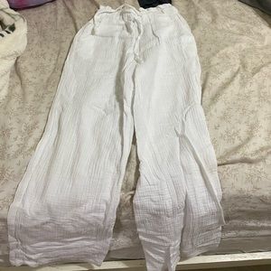 white beach flowy pants